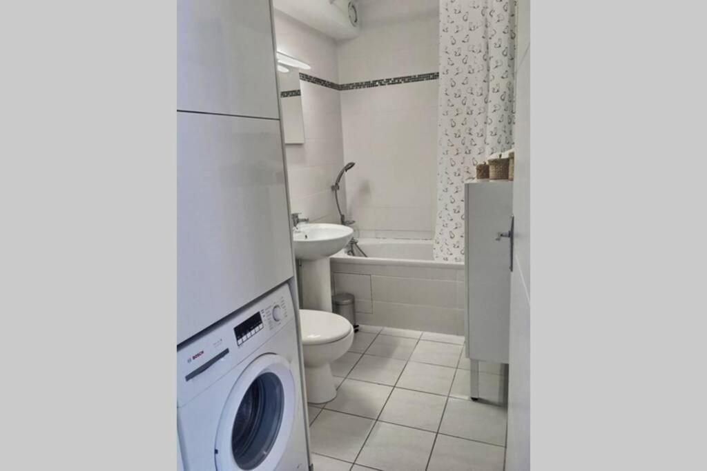 Cosy Studio A 1Mn De La Gare Et 5Mn Du Centre Ville! Montpellier Exterior photo